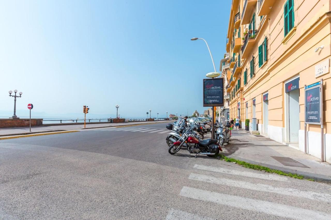 Вілла Santa Lucia Sea View Неаполь Екстер'єр фото